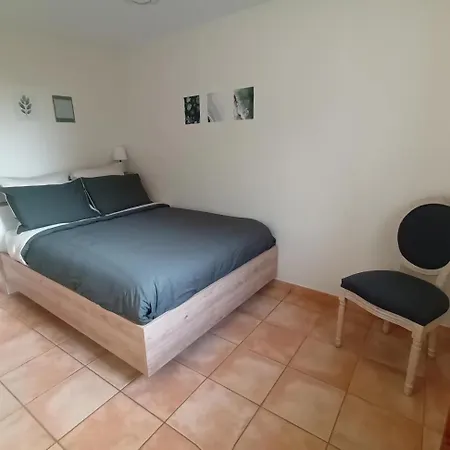 Holiday home Campagne Nature Riviere Le Du Milieu
