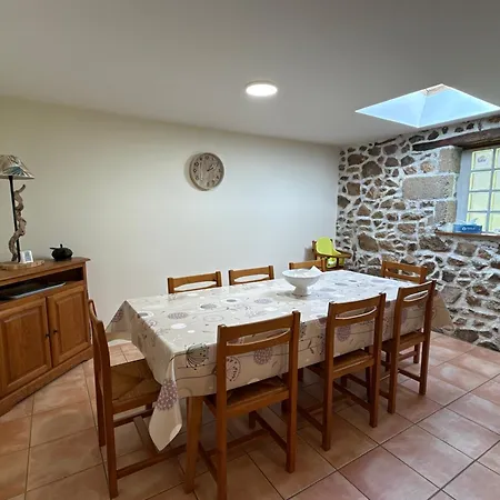 Du Milieu - 8 Personnes En Pleine Campagne Et Riviere By Primo *